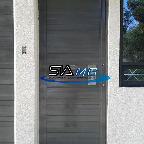 sistemas de seguridad para portones industriales
